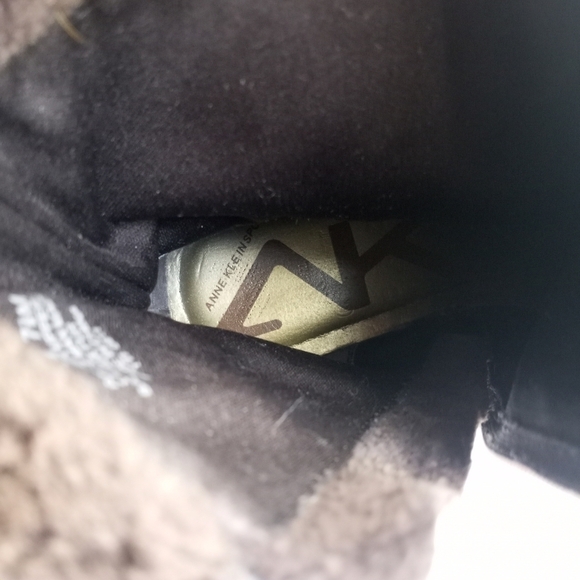 ANNE Klein Brown Suede Ankle Boots Women's Size 7.5 - Picture 9 of 10